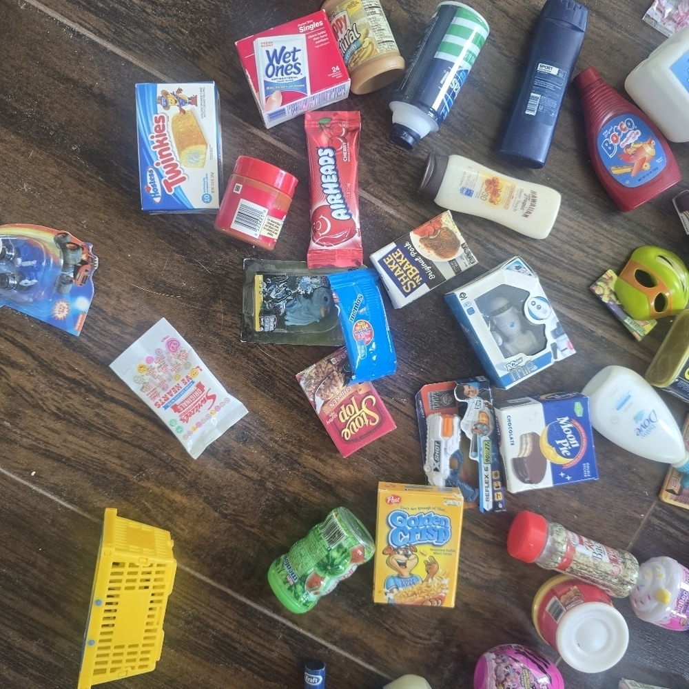 Miniature Mini Brands Items (Around 50 Pieces) - Picture 2 of 4